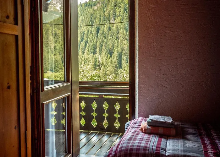 Domek alpejski Della Civetta Pianaz